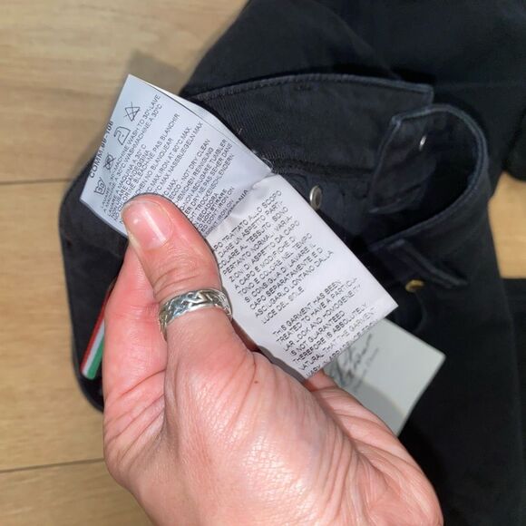 JFOUR NWT Black Straight Legged Jeans, Size 31", MSRP $130 - Picture 10 of 16